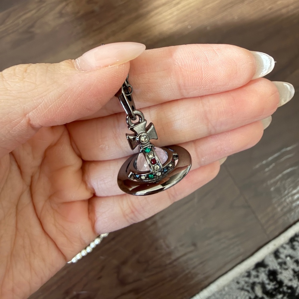 Vivienne Westwood Orb Necklace